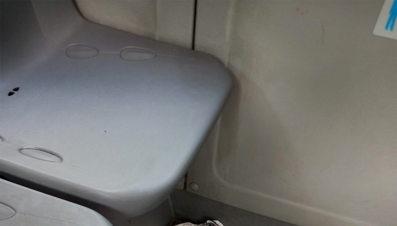 Mai rar așa ceva! Ce obiect intim a lăsat un călător STB, în urma lui, în autobuzul 335 din București
