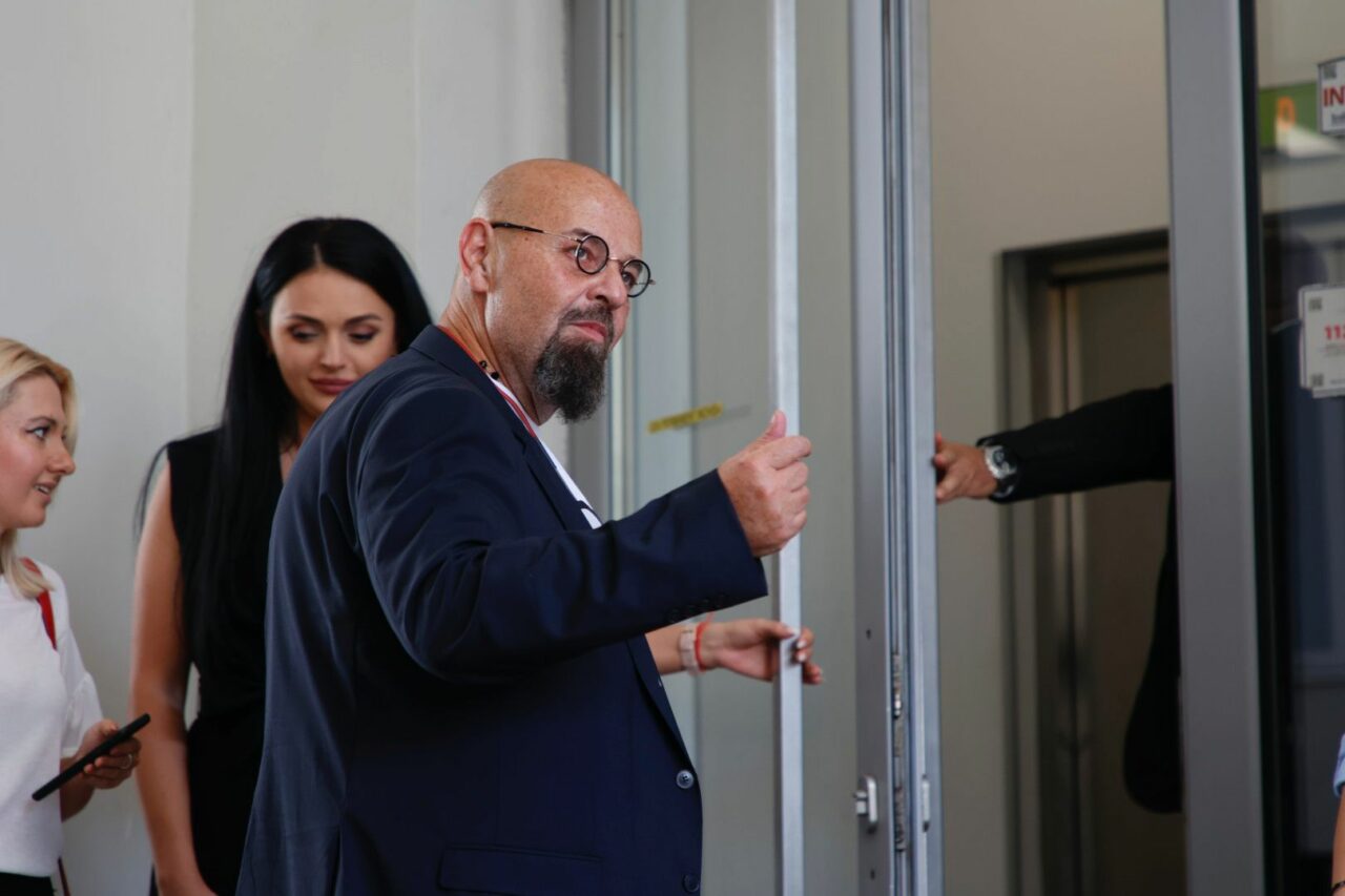 VIDEO | Piedone, despre perioada din închisoare: „Nu am dormit în viața mea atât. Am fost la o pensiune”