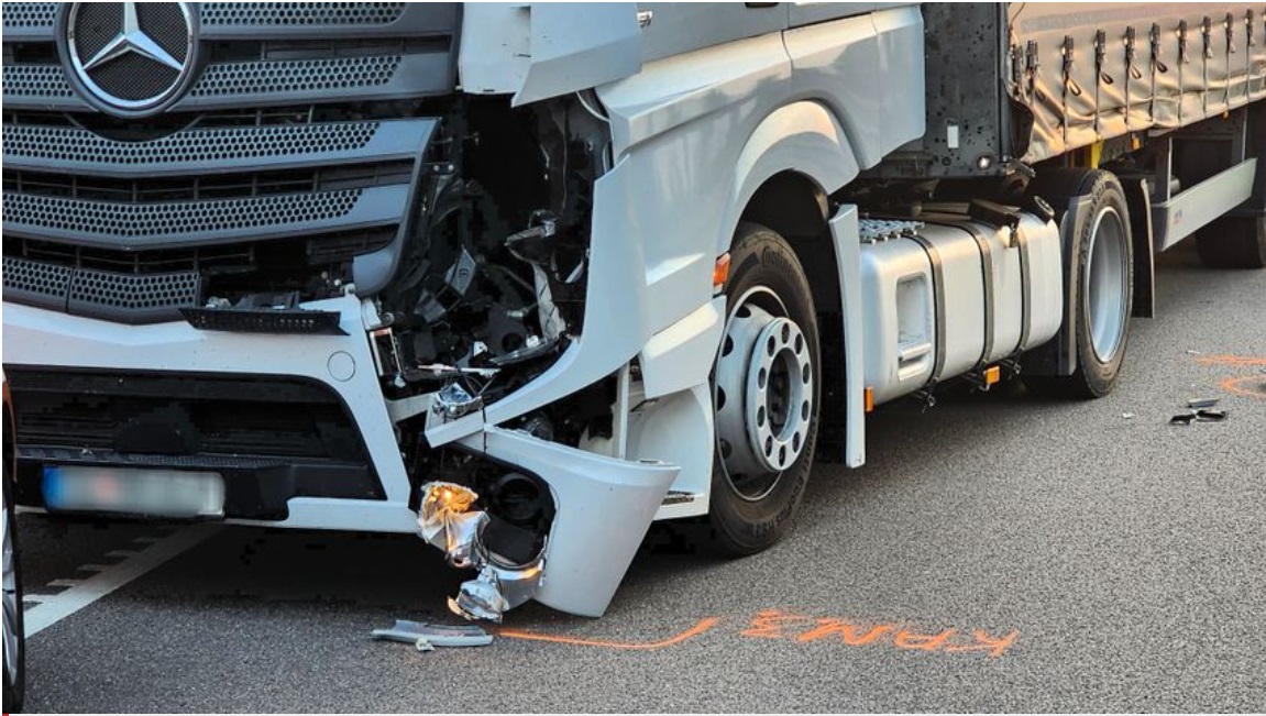 Accident TRAGIC pe o autostradă din Ungaria: Un șofer român de TIR a lovit mortal un camionagiu turc