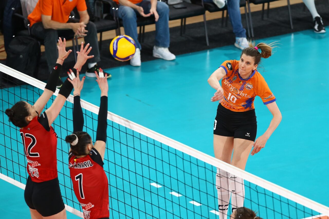 România trimite opt echipe în cupele europene la VOLEI! Ce formație a refuzat participarea