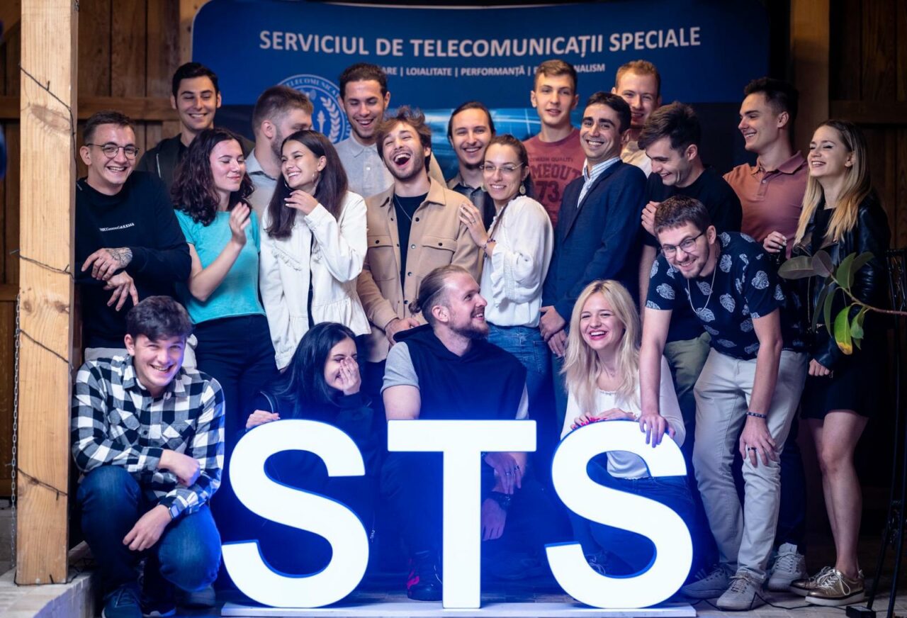 Serviciul de Telecomunicații Speciale deschide înscrierile pentru cea de-a doua ediție a Bootcamp STS, școala de vară IT&C