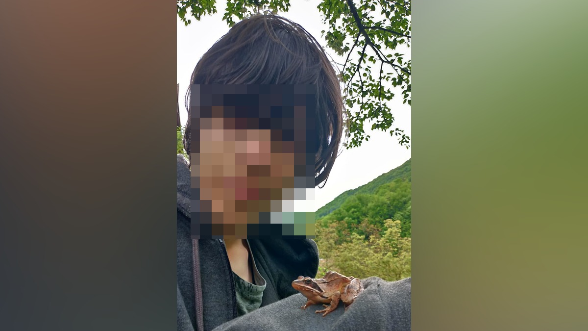Emi a vorbit. A fost înjunghiat din spate. Nu a văzut fața asasinului. Nu știe că Meliss nu mai e