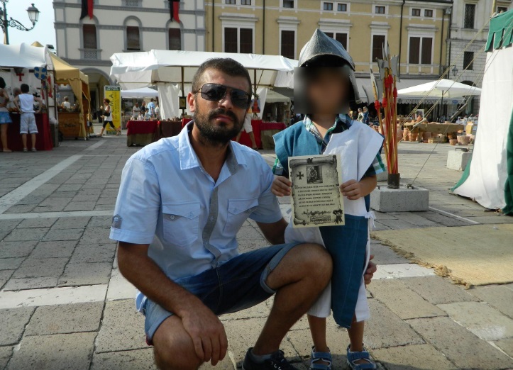 Un român, tată a trei copii, a murit la doar 39 de ani în Italia. S-a PRĂBUȘIT în brațele soției, după ce i s-a făcut rău la muncă
