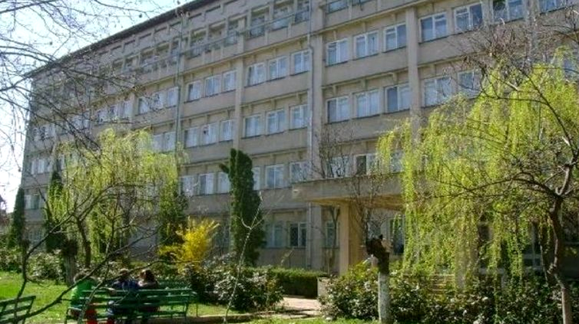 Control judiciar pentru trei șefi ai spitalului din Caracal. Care sunt acuzațiile procurorilor DNA