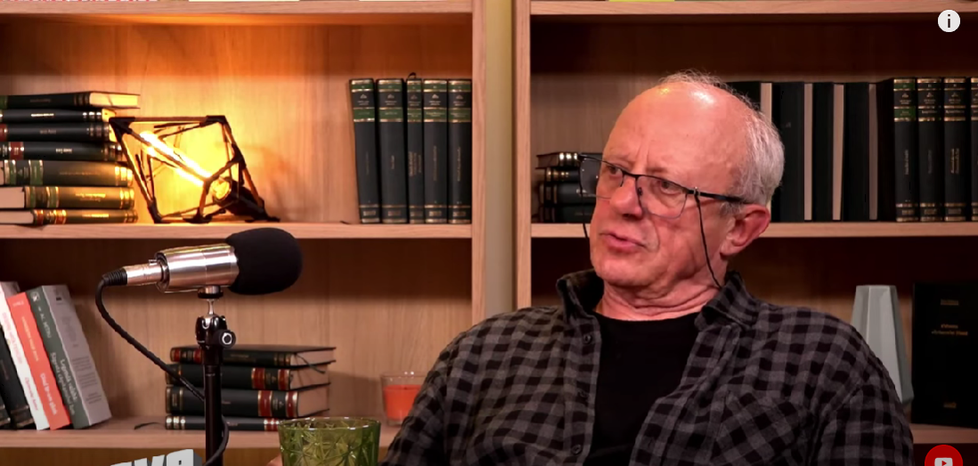 Mihai Mălaimare, invitat la podcastul ALTCEVA: ”Intrarea mea în politică este fabuloasă. Dacă voi face un film, secvența aceasta o să fie”