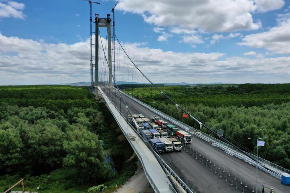 Ultimul test de încercare. Podul suspendat peste Dunăre, Brăila-Tulcea, mai are nevoie doar de panglică. Când va fi inaugurat  