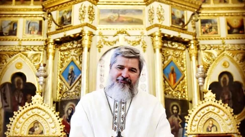 Preotul Vasile Ioana: „Este o CRIMĂ să laşi copilul mai mult de o oră în faţa ecranelor”