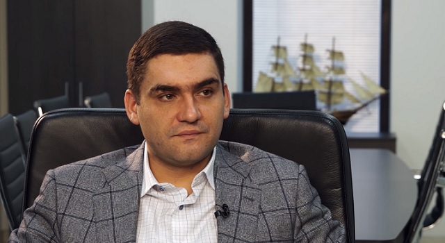 Șeful celei mai mari companii din domeniul IT din Rusia a murit. Anton Cherepennikov, găsit fără suflare în birou