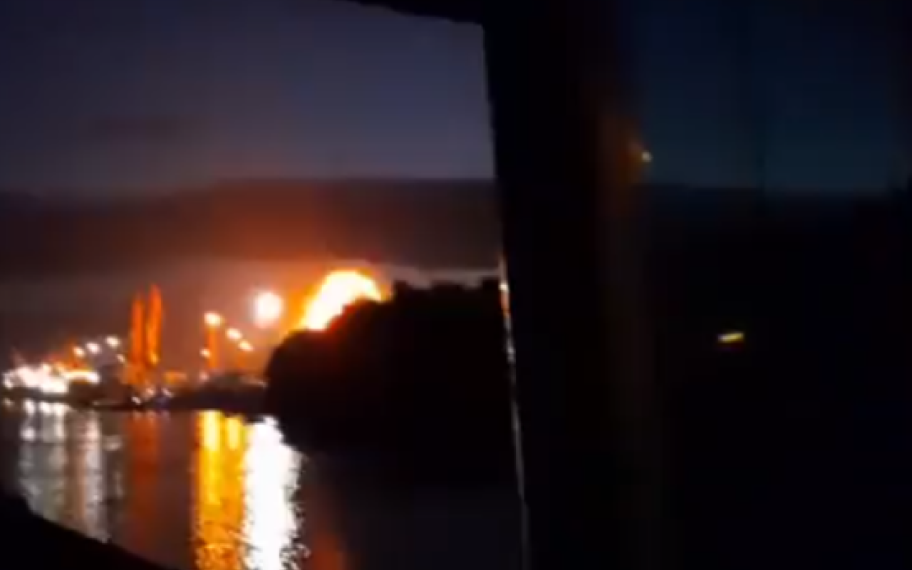 Bombardamente rusești lângă granița ROMÂNIEI. Porturile Reni şi Ismail și un depozit cu echipamente militare NATO, distruse