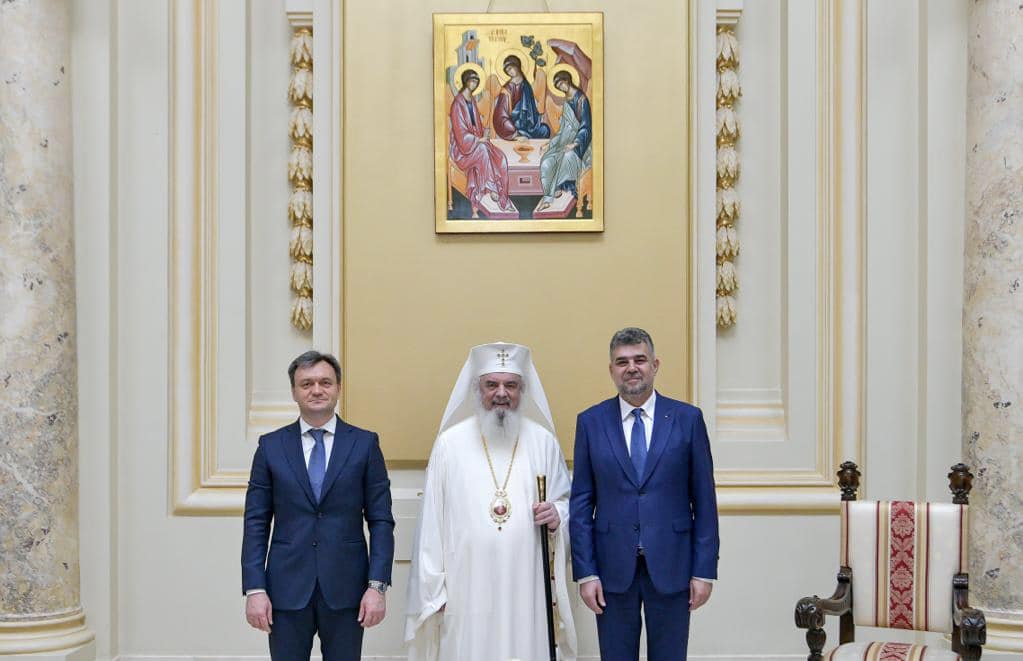 Preafericitul Daniel împlinește 72 ani. Mesajul transmis de premierul Ciolacu