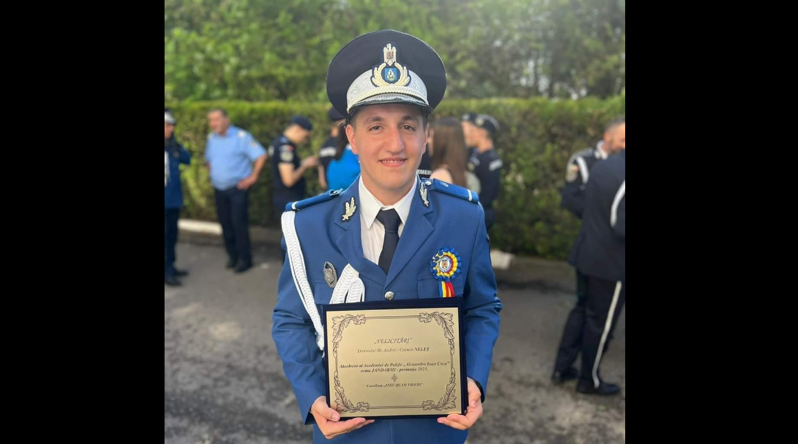 Părăsit de mamă la doi ani, Cosmin a terminat Seminarul Teologic cu CEA MAI MARE medie și a absolvit Academia de Poliție din București