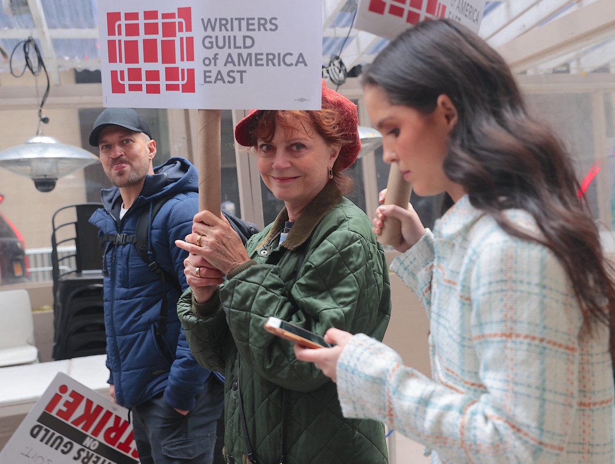 Susan Sarandon, George Clooney, Matt Damon și alte vedete și-au anunțat sprijinul pentru greva actorilor de la Hollywood
