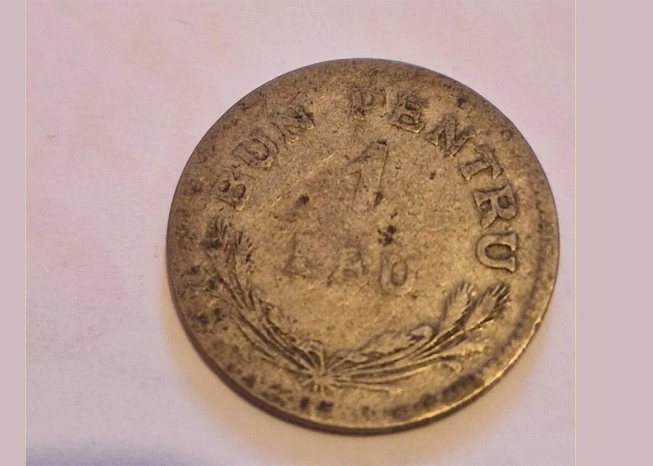 Moneda veche de 1 leu care se vinde acum, în 2023, cu 10.000 ron. Dacă o găsești acasă, ai dat lovitura!