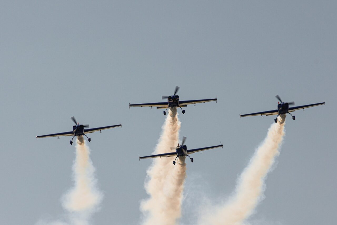 GALERIE FOTO. Ziua Aviației Române. Paradă cu avioane și elicoptere în Capitală
