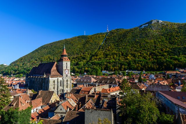 Ireal! Orașul din România în care un apartament cu două camere se vinde cu 723 de lei