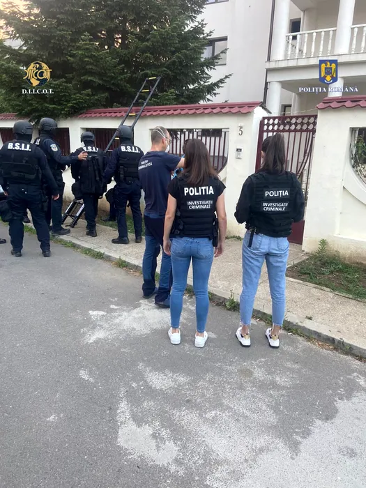 Cum scăpau ”centrele groazei” de controale. O instituție găsea bătrâni în mizerie și mâncare expirată, o alta spunea că s-au ”remediat”