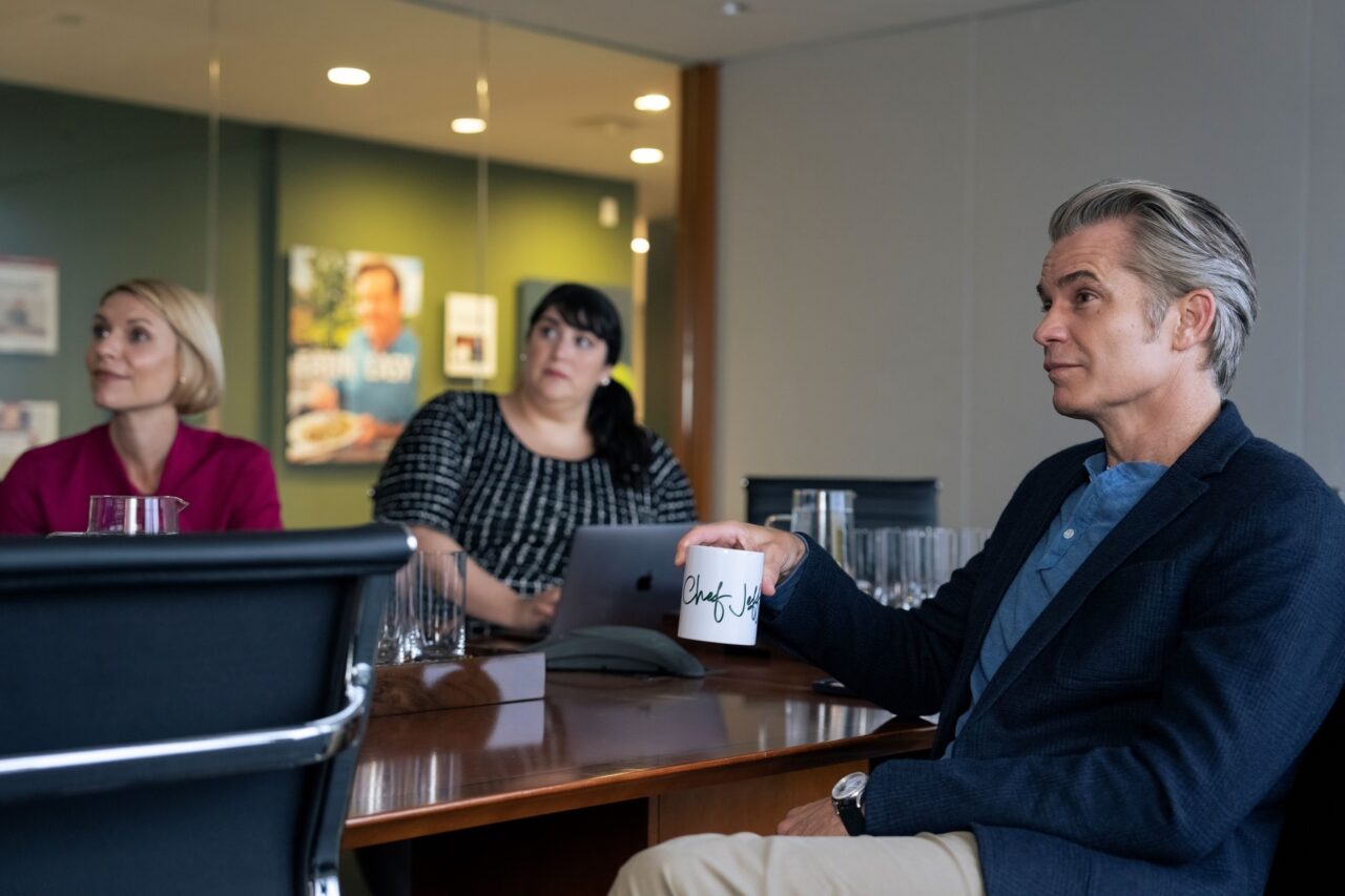 Seria limitată „Cercul complet/ Full Circle”, cu  Claire Danes, Timothy Olyphant și Dennis Quaid în distribuție, disponibil pe HBO Max