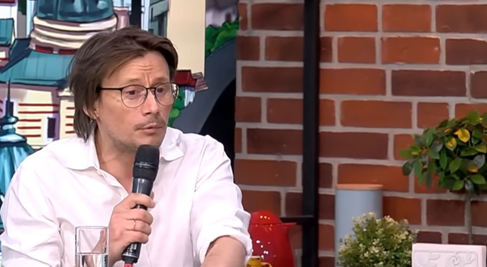Ce face Marius Manole pentru a performa cât mai bine pe scenă. ”Riști să tremuri pe scenă, să ți se blocheze maxilarul”