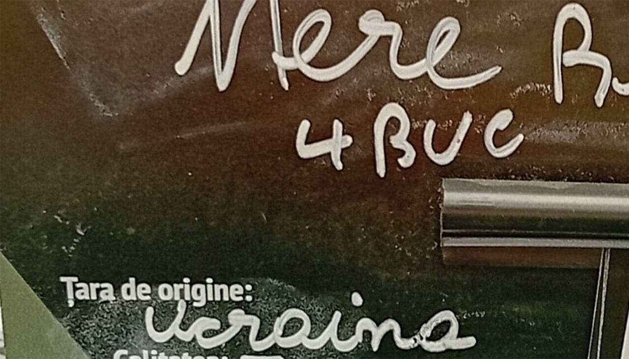Cu câți lei se VINDE un singur măr din Ucraina, în supermarketurile din România