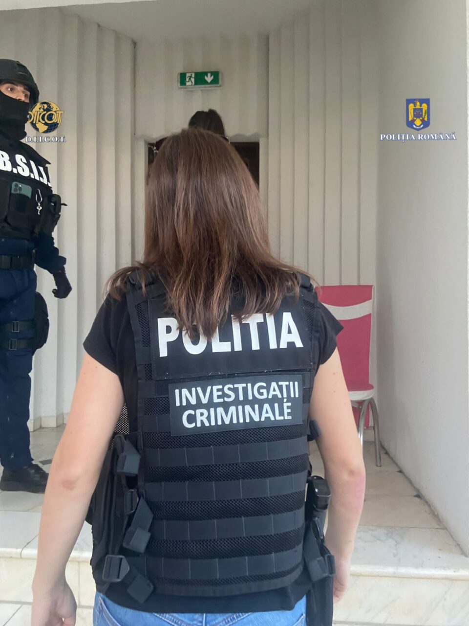 PERCHEZIȚII ale polițiștilor Capitalei într-un dosar de evaziune fiscală și delapidare. Cum s-au „topit” 5.500.000 lei din conturile unei societății