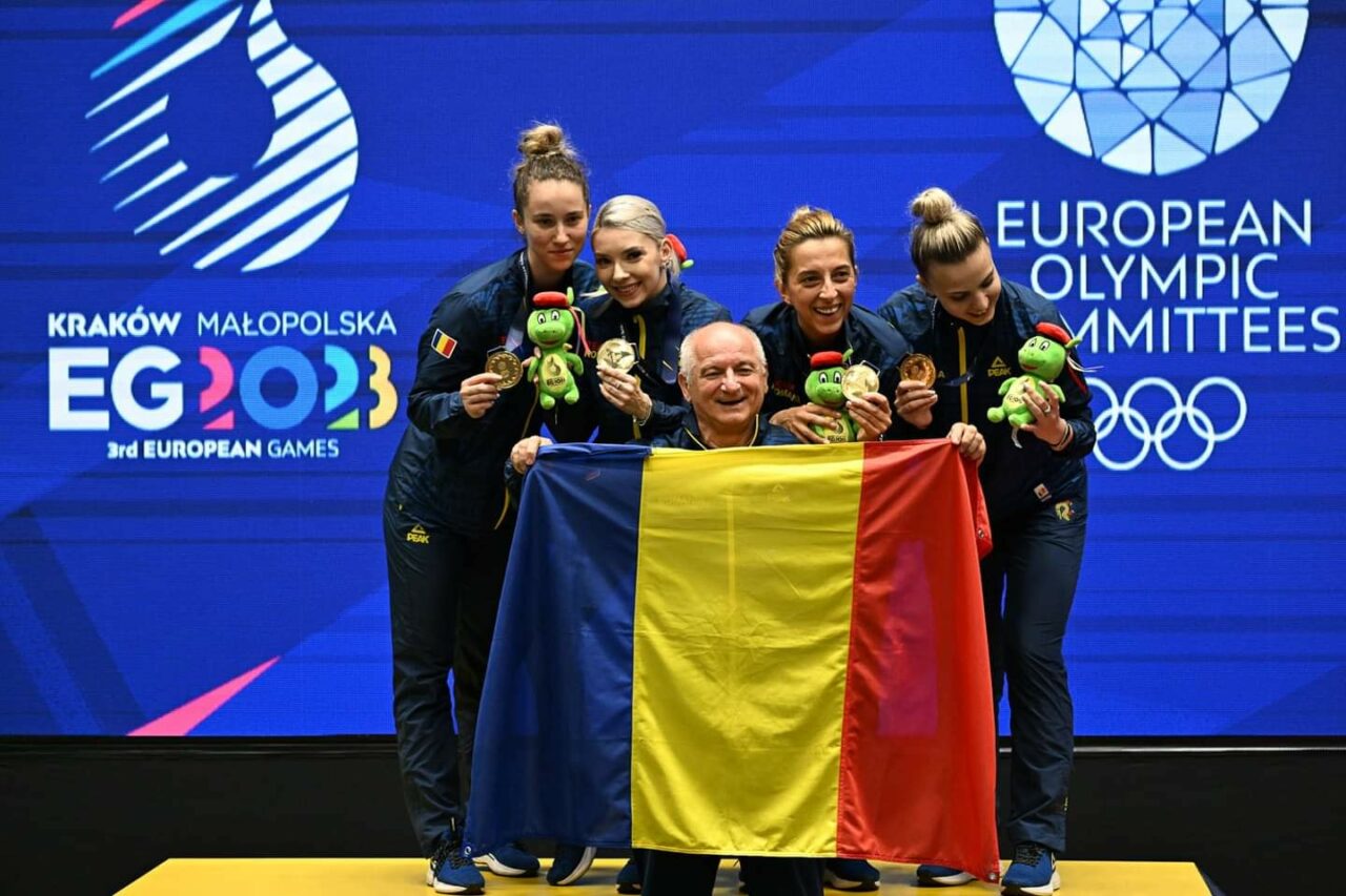 FOTO | Echipa feminină a României a devenit campioană europeană la tenis de masă după ce a câștigat finala în fața Germaniei, scor 3-2