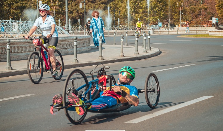 Cicliștii cu dizabilități pot CONCURA în L’Étape Romania by Tour de France! Înscrierile sunt gratuite