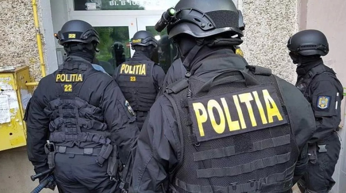 Caz ȘOCANT de trafic de migranți la Timișoara. Victimele, legate cu căluș la gură