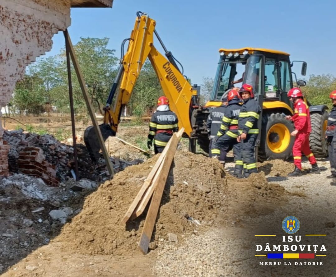 Dâmbovița: Un bărbat a fost strivit de zidul unei clădiri. Omul efectua lucrări de renovare