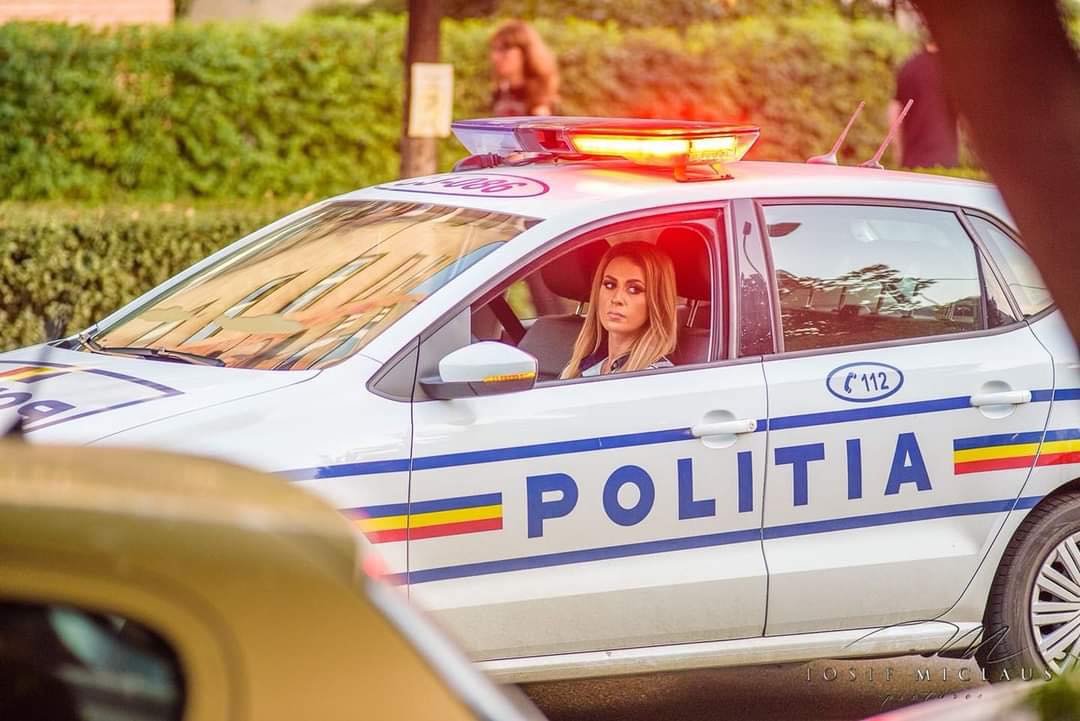 Cine este Ioana, tânăra polițistă care a evitat un cumplit accident rutier: ”Mă pregăteam să pornesc spre casă”