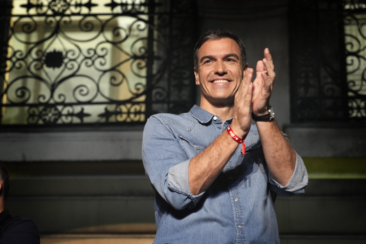Momentul adevărului în Spania. Partidul premierului, Pedro Sánchez, câștigă controlul în Parlament. Repetarea alegerilor e puțin probabilă
