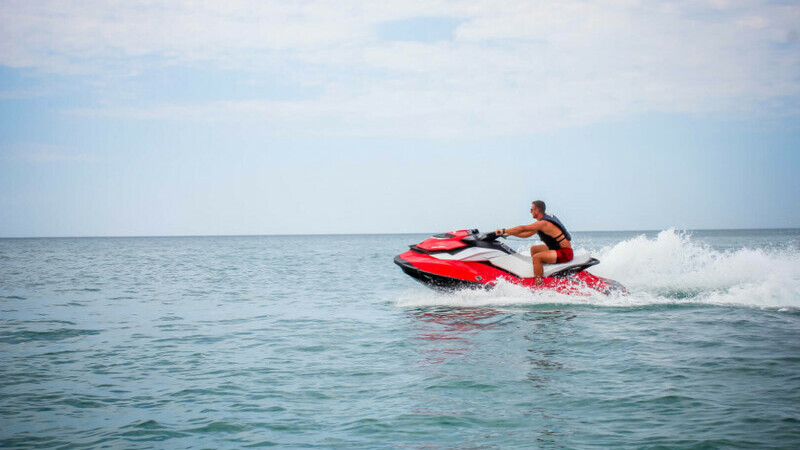 Mama băiatului spulberat de un jetski la Eforie Nord, mesaj DISPERAT: „Cei care au imagini să mă contacteze”