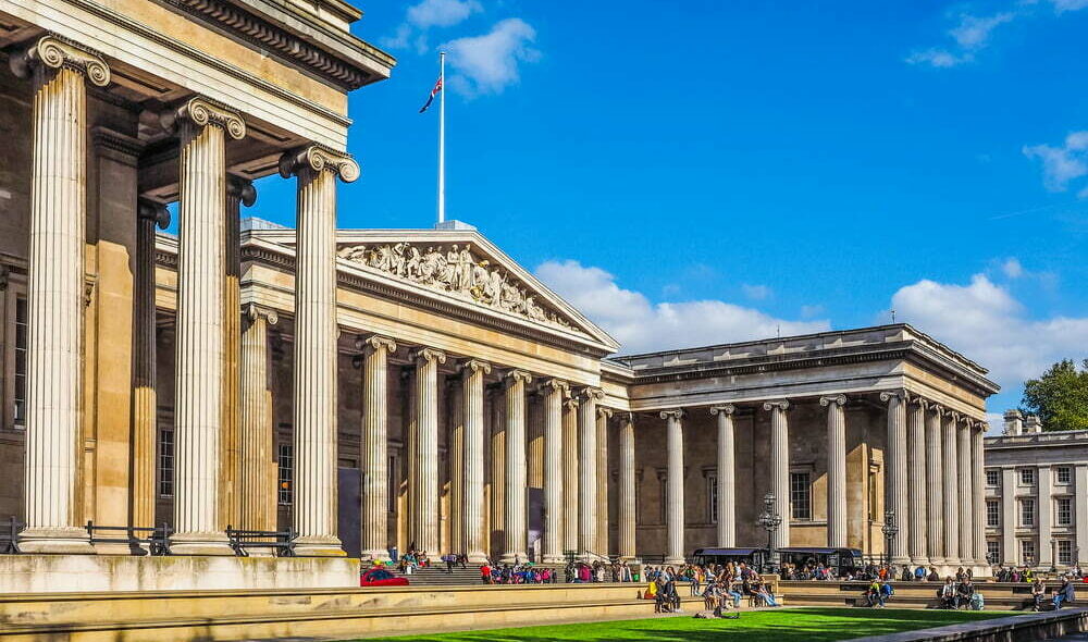 Un reputat curator, considerat hoțul artefactelor de la British Museum