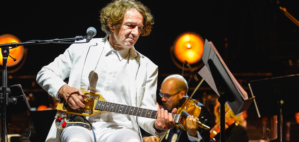 Lui Goran Bregovic i-a fost refuzată duminică, din raţiuni de securitate, intrarea pe teritoriul Republicii Moldova