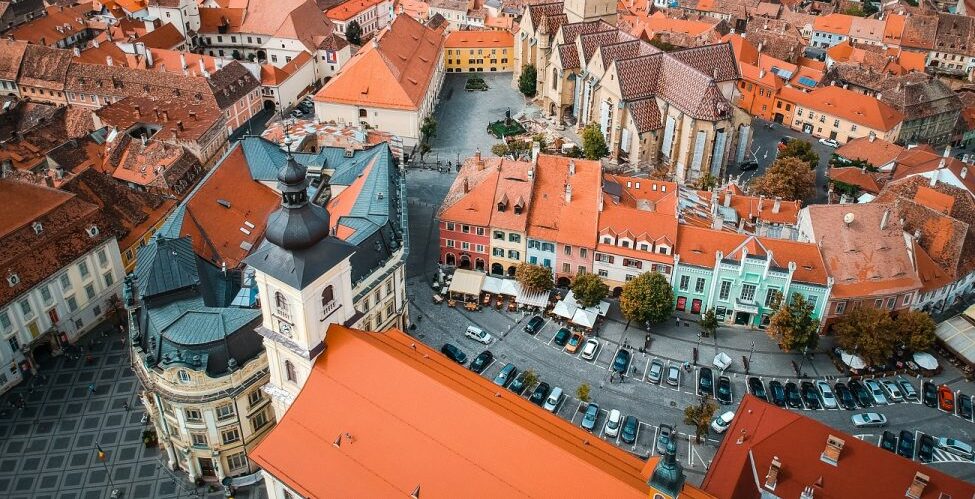 Festivalul Internațional de Artă Contemporană de la Sibiu – De la pictură la NFT, expoziții și conferințe