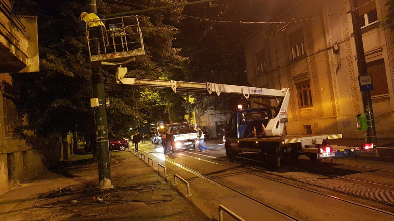 Conflictul „Ghilotina” continuă, la Timișoara: Sute de locuitori și zeci de afaceri suferă după tăierea cablurilor de televiziune și internet