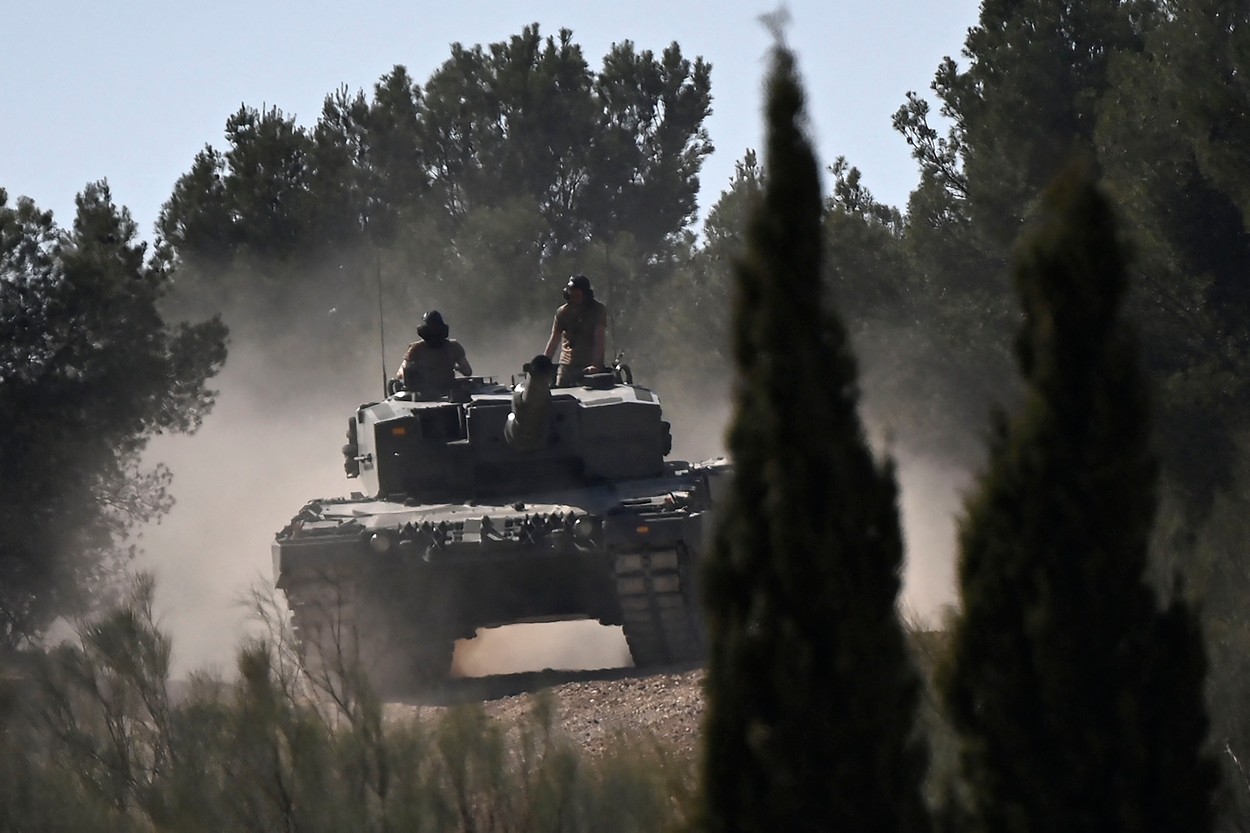 Numărul surpinzător de tancuri Leopard 2 PIERDUTE de Ucraina în 13 săptămâni. Au primit 71 de la aliații vestici