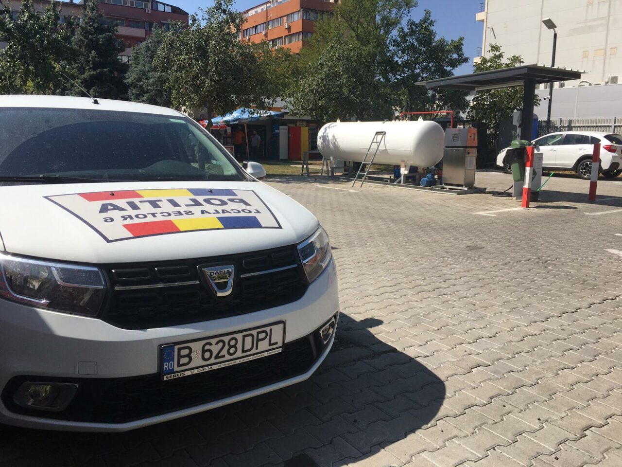 Situația benzinăriilor și stațiilor GPL din Sectorul 6. Poliția Locală: „Doar una are autorizație din 40”