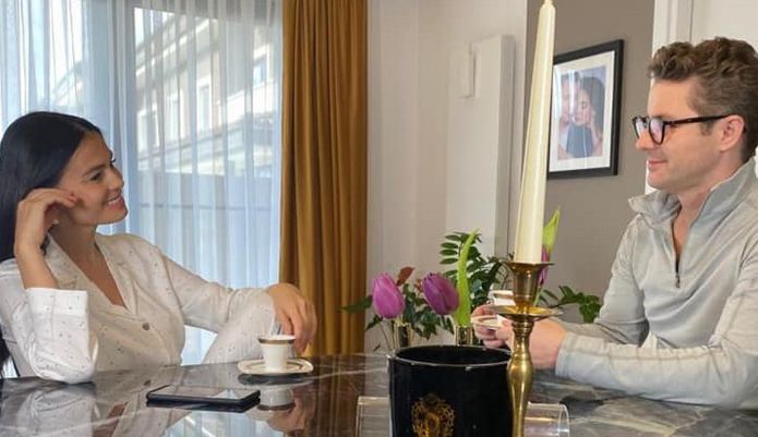 Cum au parte de INTIMITATE Anca Serea și Adi Sînă. ”Nu e simplu, mai ales când casa este plină de copii”