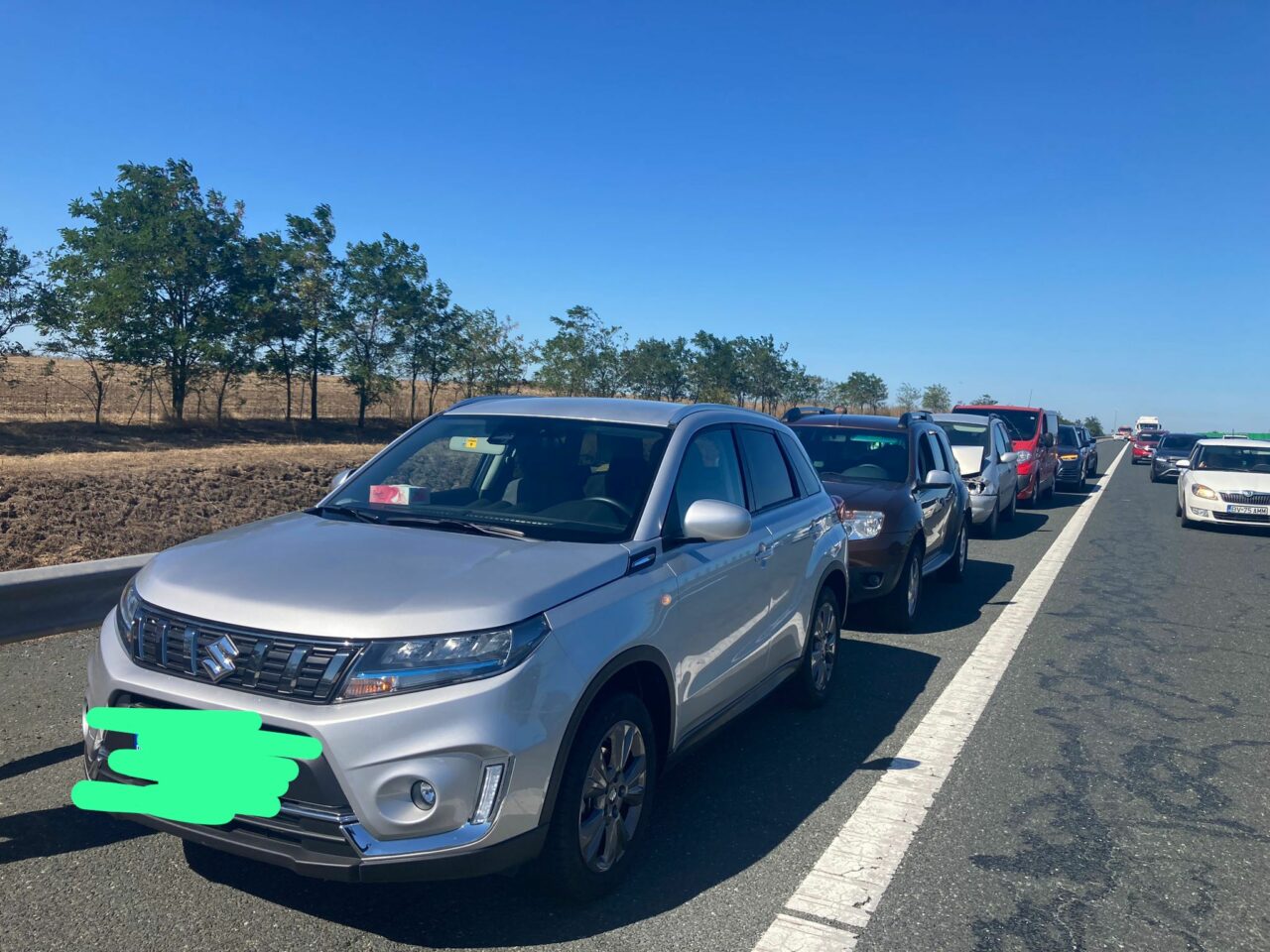 CARAMBOL pe Autostrada A2, la ieşirea spre Constanţa: Opt maşini, în care erau 18 adulți și 4 copii, implicate