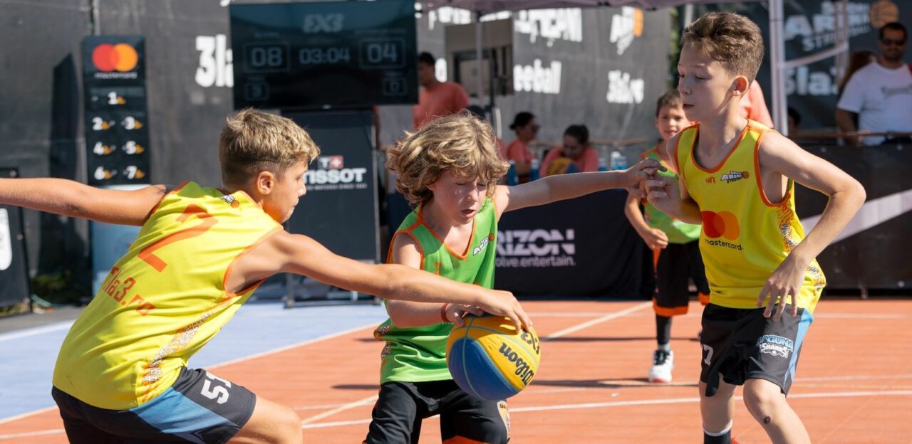 Unde se dă ultima bătălie pentru FINALA Sport Arena Streetball