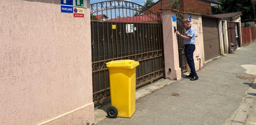 Un cămin de bătrâni din Sectorul 1, închis pentru mai multe nereguli. Inspectorii au găsit aici carne expirată și legume stricate