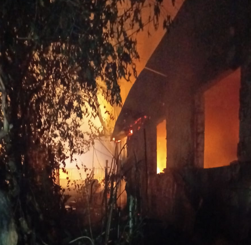Exploziile de la Crevedia au DISTRUS complet 8 case, iar alte 11 sunt afectate. Ce se va întâmpla cu familiile rămase pe drumuri