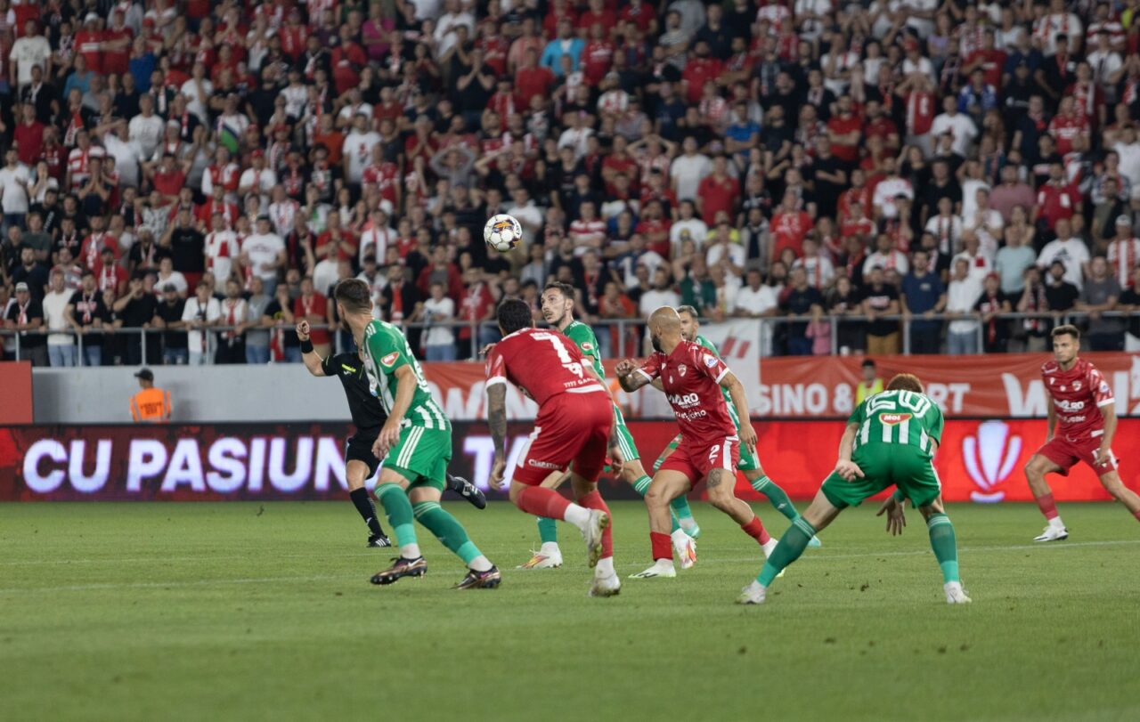 Dinamo, niciun PUNCT adunat în primele trei etape din Superliga! Scor de forfait cu Sepsi, antrenată de Liviu Ciobotariu