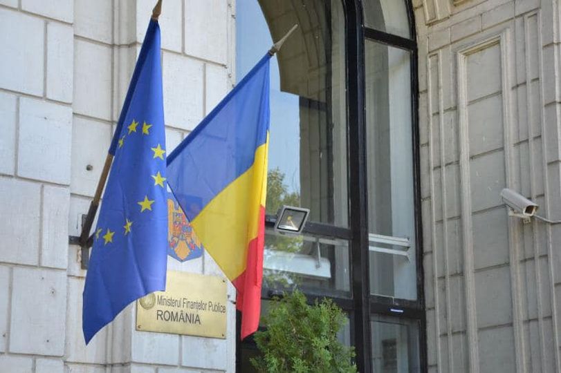 Grevă de avertisment în administrațiile fiscale. Cine rămâne la ghișee în cele două ore de protest