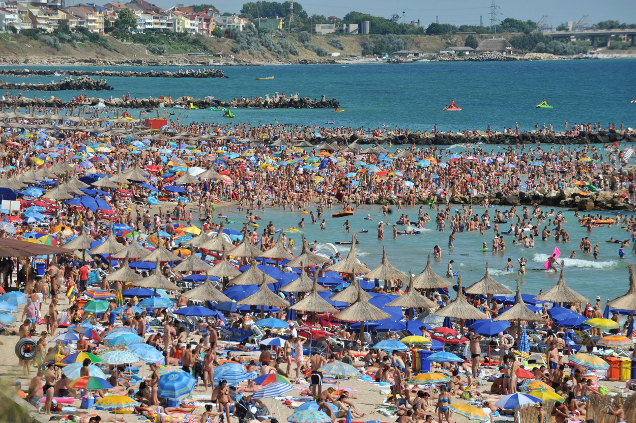 Experiență incredibilă pentru mai mulți turiști la un hotel din MAMAIA. „Primesc apeluri cu amenințări noaptea de la ei”