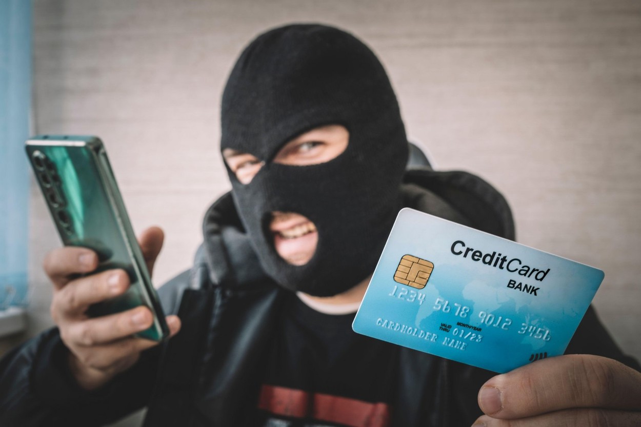 Cum afli cine te-a sunat de pe un număr străin? Atenție la ESCROCII care s-au specializat în fraude sofisticate la telefon