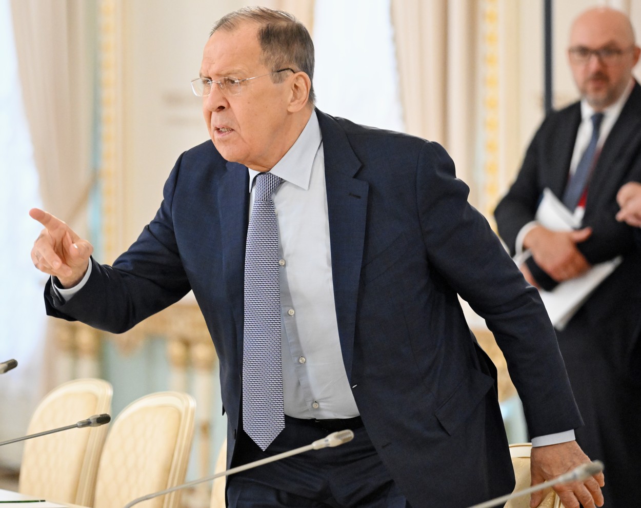 Reprezentantul ROMÂNIEI la Moscova, chemat de urgență de Lavrov. Rusia a introdus cote privind numărul personalului diplomatic