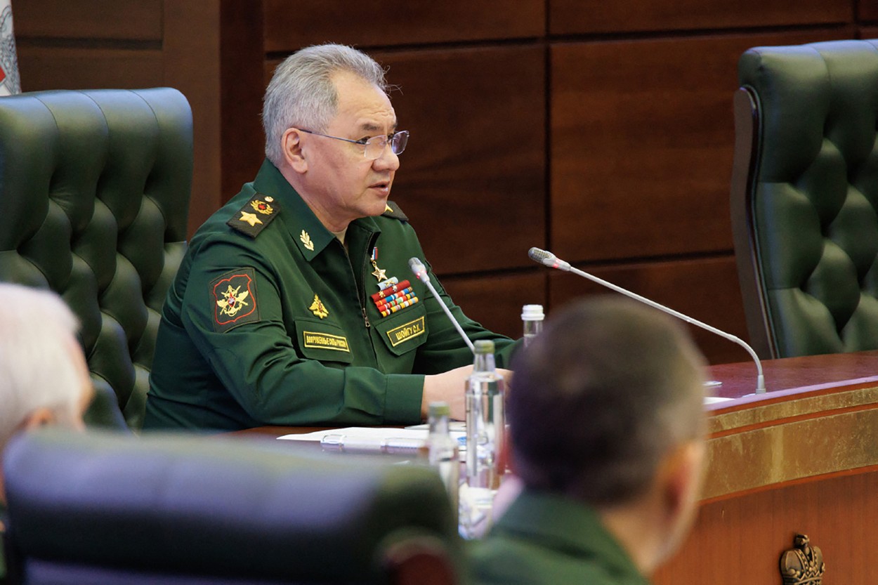 ȘOIGU: Rusia își va consolida forțele militare din vestul țării, ca răspuns la extinderea NATO