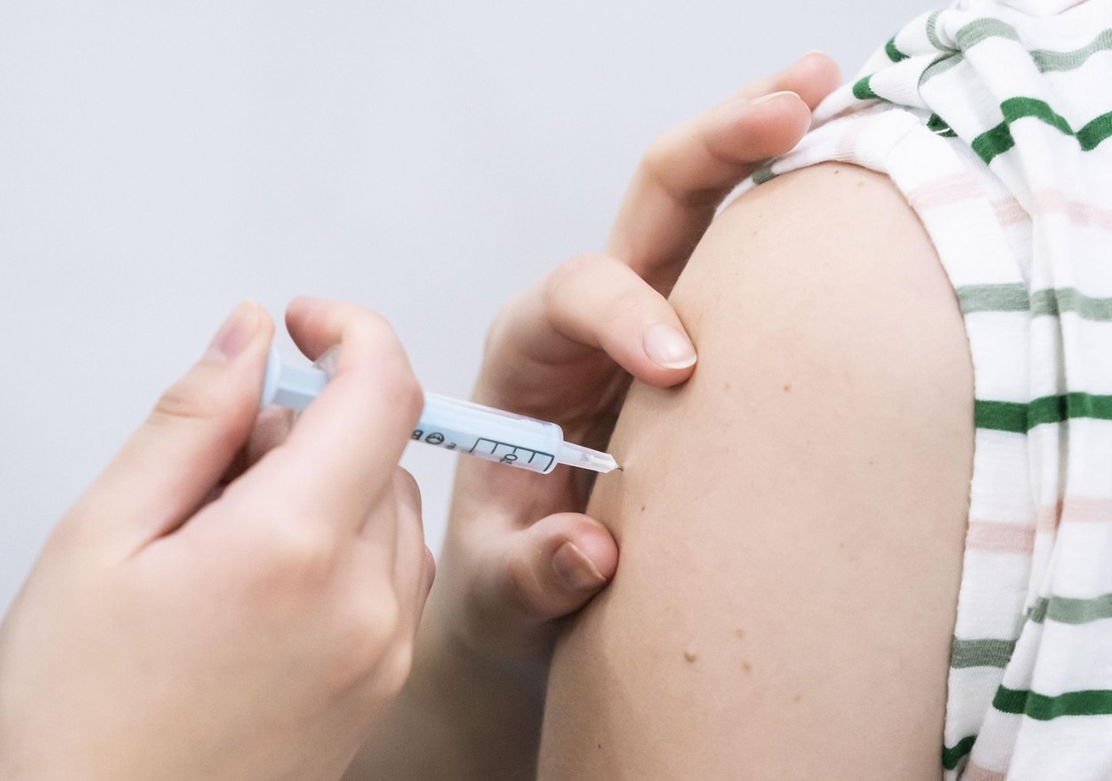 Americanii, îndemnați de administraţia lui Joe Biden să facă un nou vaccin împotriva COVID-19. De ce se tem autoritățile din Statele Unite
