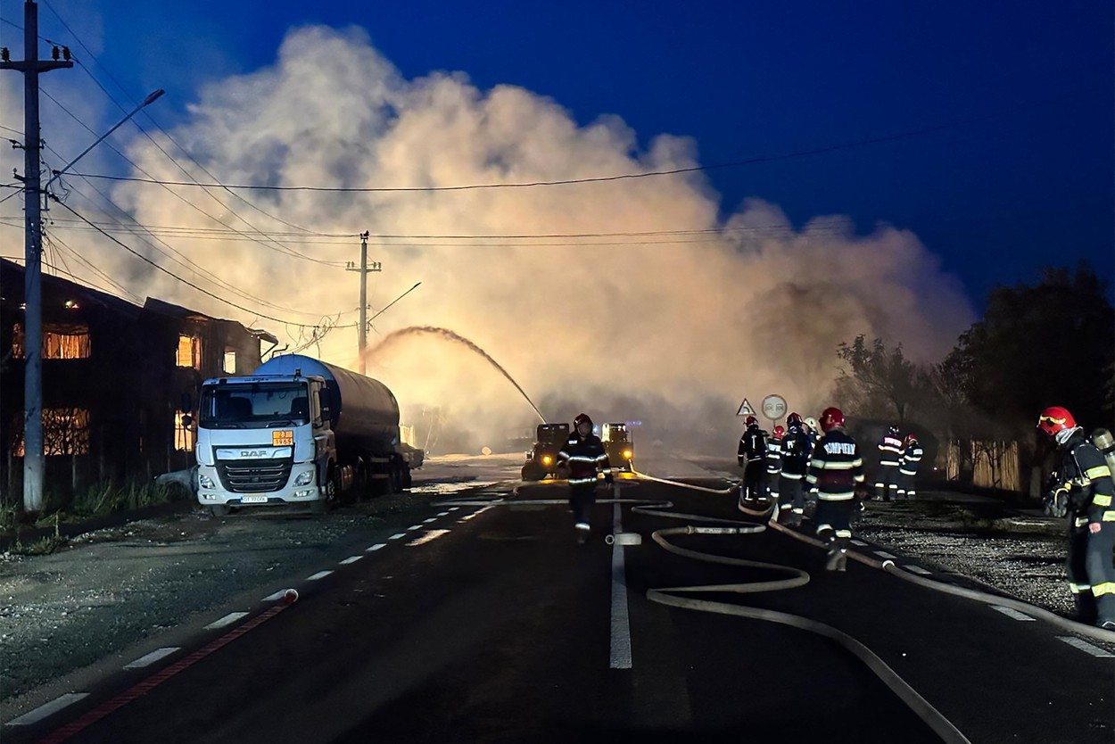 Explozii Crevedia | Încă două aeronave vor transporta pacienţi în străinătate. Anunțul făcut de Raed Arafat